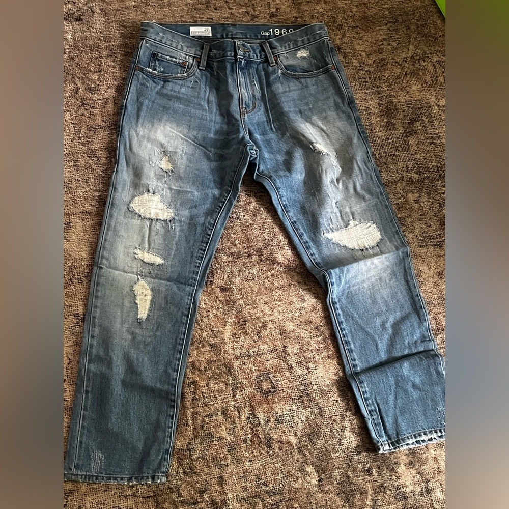 GAP Distressed Sexy Boyfriend Jeans Size 27